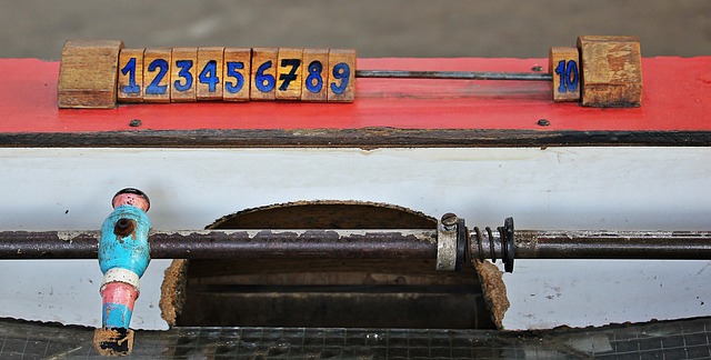 就容易让借 就容易让借